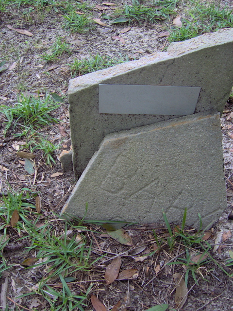 Headstone for Moody, Infant